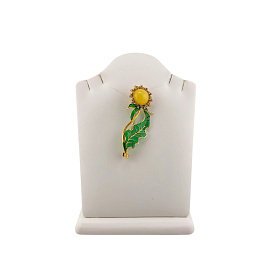 Брошь Янтарная волна - Серебро 925, Эмаль, Янтарь (арт. 825035б)