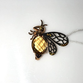 Брошь ЮК Гранат - Золото 585, Синтетическая шпинель, Фианит, Цитрин (арт. 1.60.10.1514.00-042)